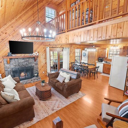 Firefly Lodge - Cozy 4 Bedroom Cabin Minutes To Helen Sautee Nacoochee Екстериор снимка
